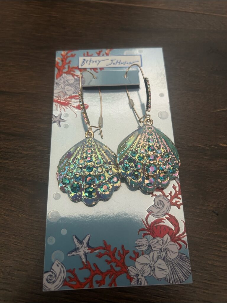 Betsey Johnson Iridescent Mermaid Seashell Earrings Set NWT